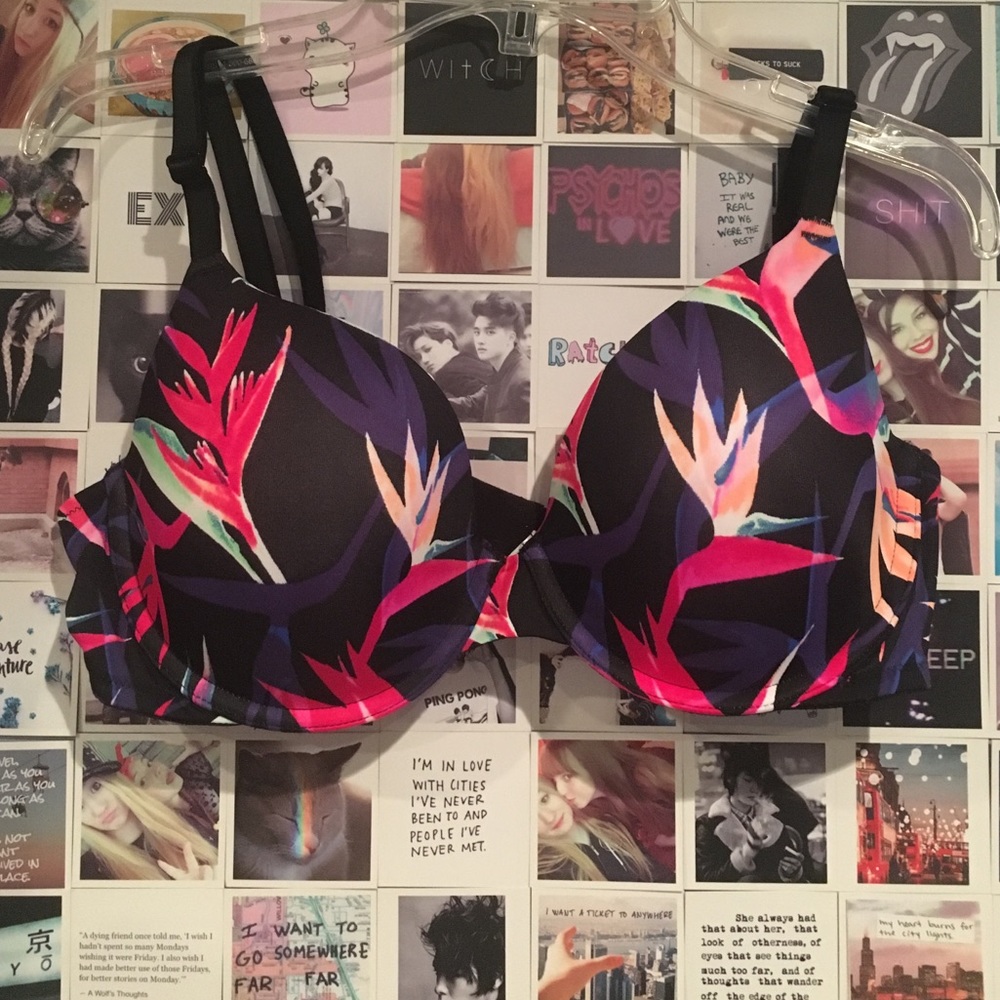 PINK bra, 36C. NWOT